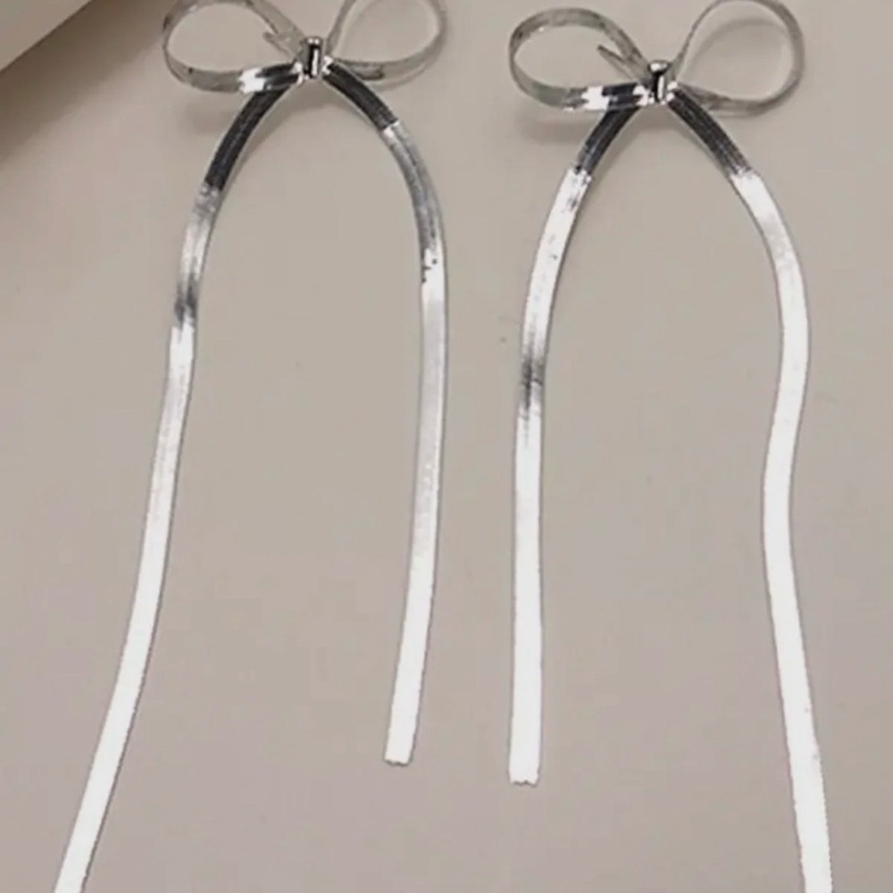 Silver Bow Earrings